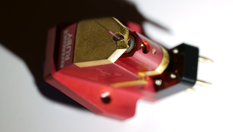 1592190607433330.jpg CD_2-RUBY.jpg